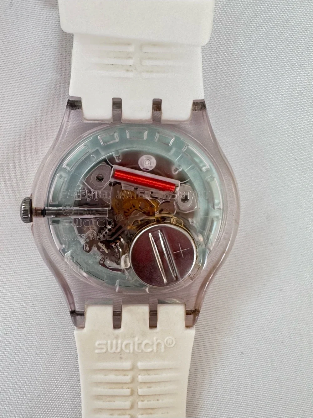 Swatch Polawhite White Silicone Swiss Quartz Wrist Watch 41mm Water Resistant